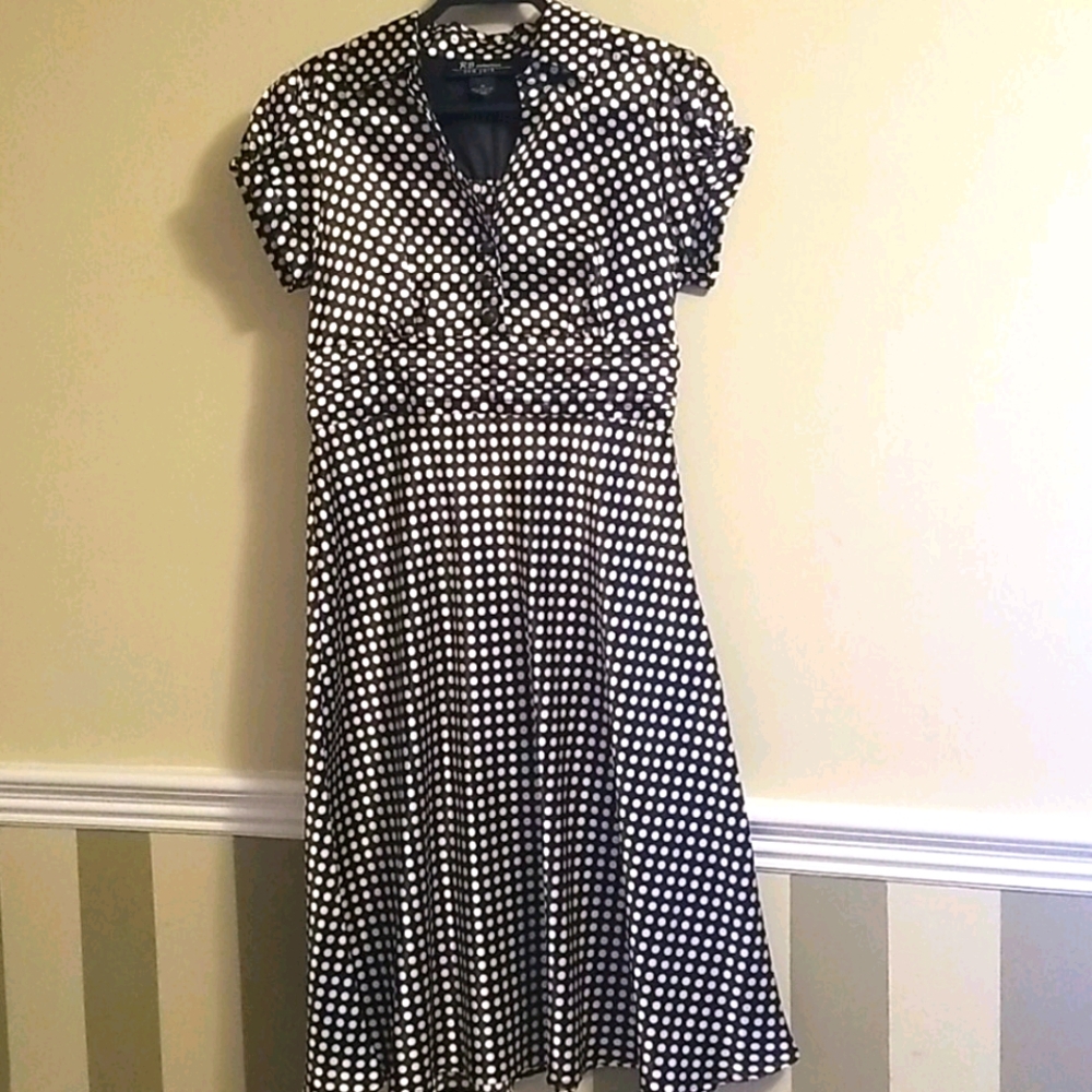 Super classy Polka Dot dress - Size 10